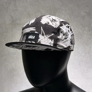 VAGA-SCR-L-Black-White 1
